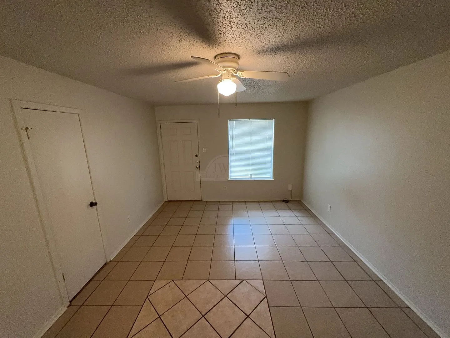 1906 Cedarhill, Killeen — Photo 4