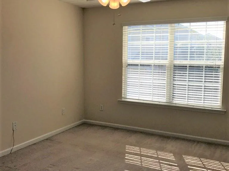 330 Hiawassee Dr — Photo 7