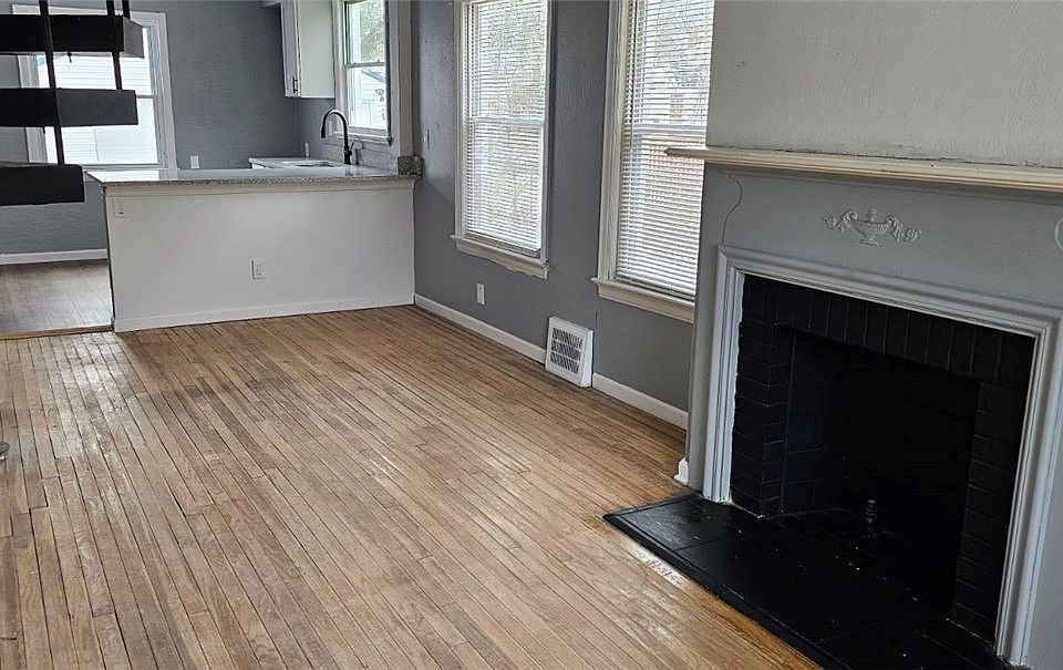 17808 Invermere Ave, Cleveland, OH 44128 Zillow