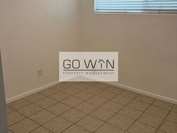 2nd image of 3636 E Verde Ln APT 4