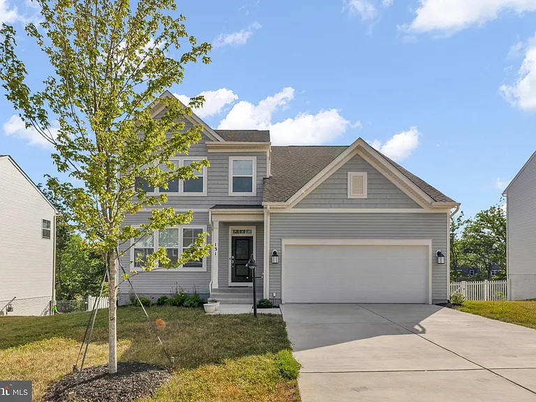 131 Thornton Way — Photo 3