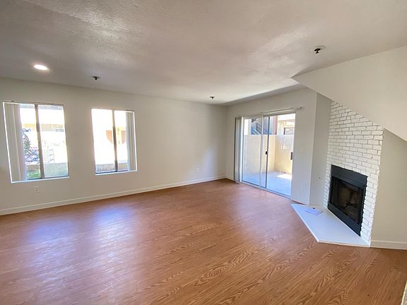 2nd image of 1317 N Spurgeon St #E