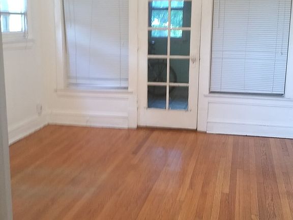 4th image of 4709 N Campbell Ave #3