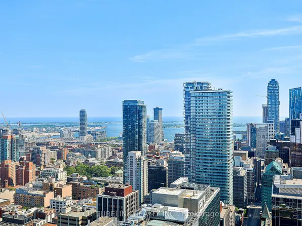 210 Victoria St, Toronto, ON