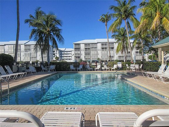 3rd image of 4481 Bay Beach Ln APT 264