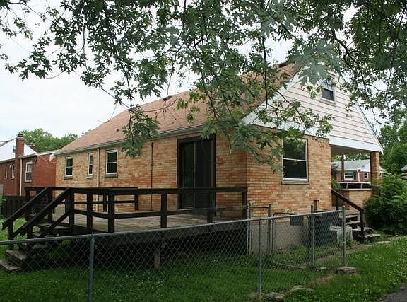 2nd image of 4249 Skylark Dr