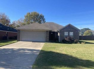 14 Whispering Wind Cir, Vilonia, AR 72173