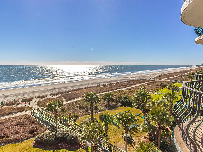 N Ocean Blvd — Photo 41