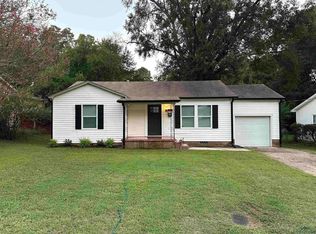 1402 Mahlow Dr, Longview, TX 75601