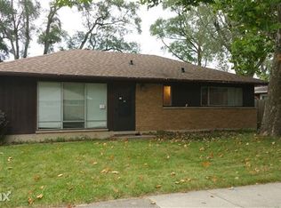 320 Waldmann Dr, Park Forest, IL 60466