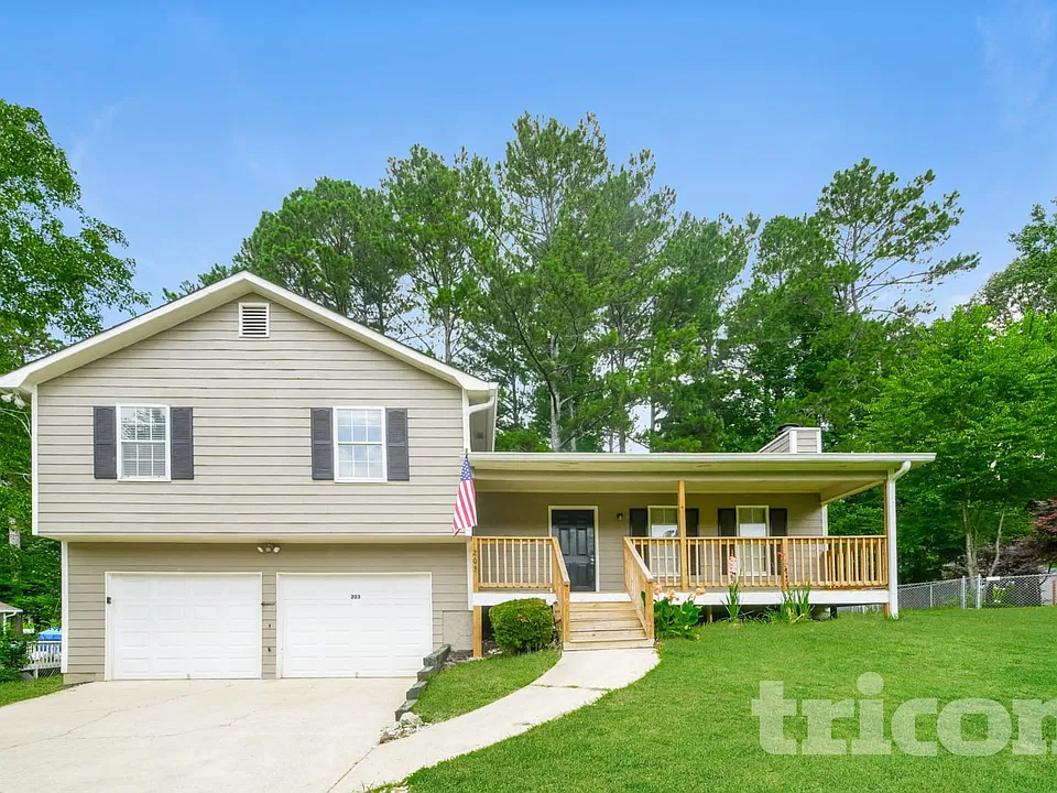 203 Brookside Dr