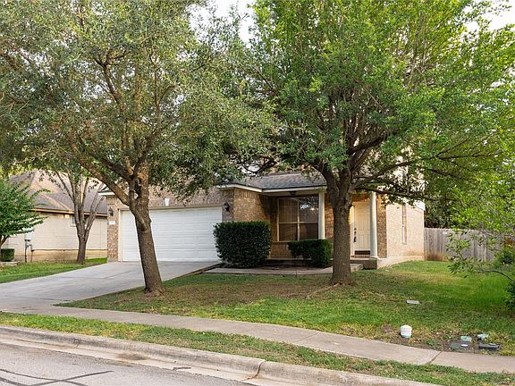 3rd image of 259 Clarence Ct