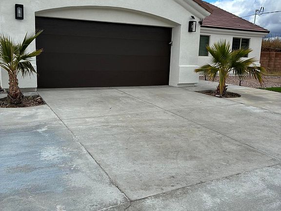 3rd image of 64 Cabana Ct