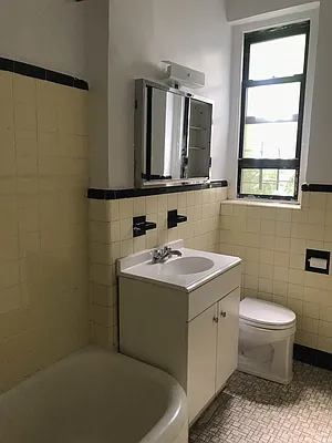 Rented by The Brokerage Group LLC | media 2