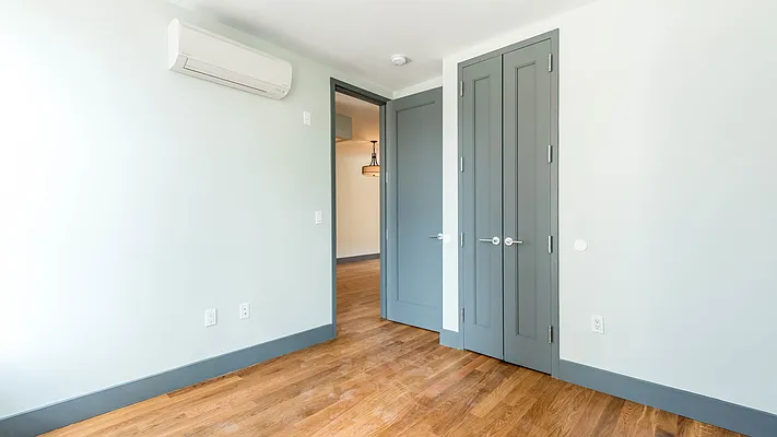 Rented by Nooklyn NYC LLC | media 47