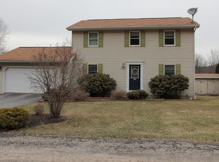 600 Bobcat Ln, Clarks Summit, PA 18411