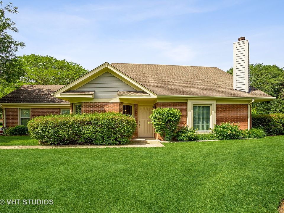 1st image of 558 Philip Dr