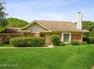 558 Philip Dr, Bartlett, IL 60103