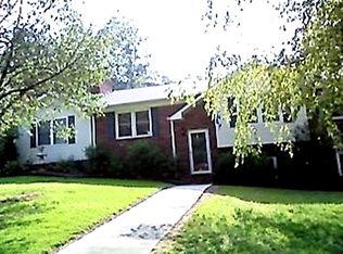 2071 Meakanu Pl, Honolulu, HI 96821