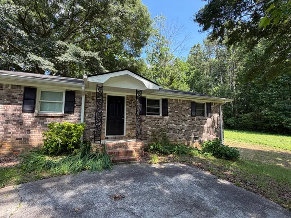 89 Sheila Ln, Powder Springs, GA 30127