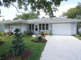 925 N Webster St, Port Washington, WI 53074