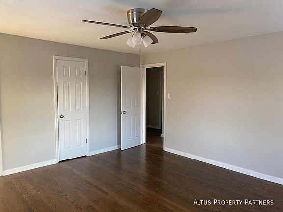 2nd image of 2439 W 116th St #2EAST