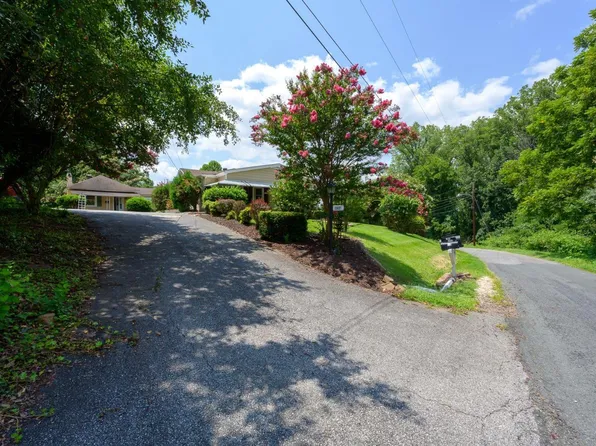 167 Martins Ln, Madison Heights, VA 24572