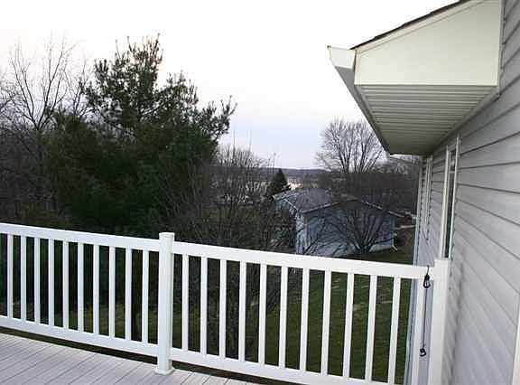 4th image of 405 Lake View Dr NE