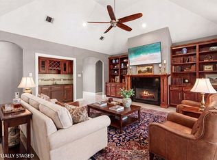 600 River Bend Dr, Baytown, TX 77521