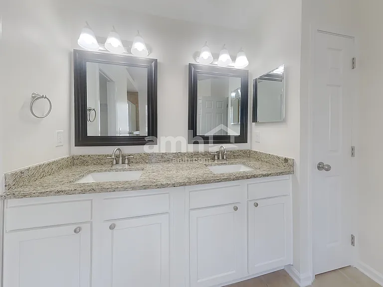 1582 Sailmaker Ln — Photo 10
