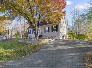 8082 Cardinal Cir, Lusby, MD 20657