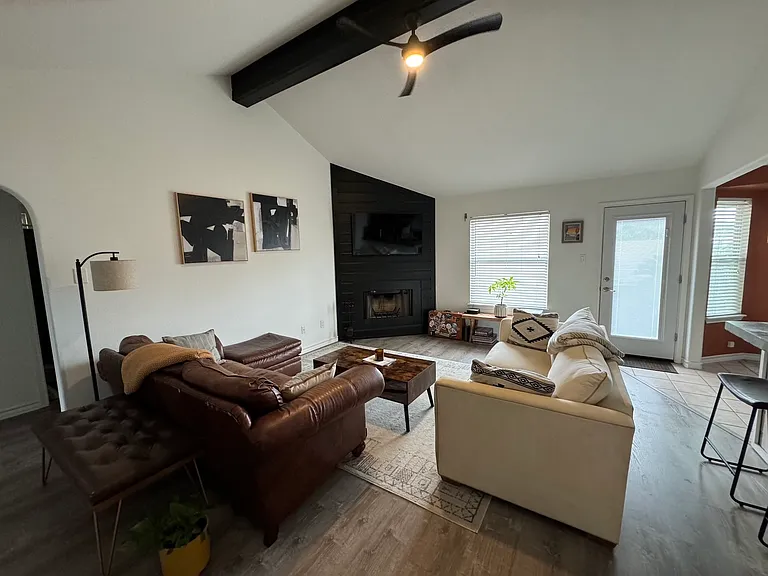 14922 Aquarius St — Photo 29