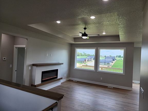 4th image of 1806 Camblin Dr