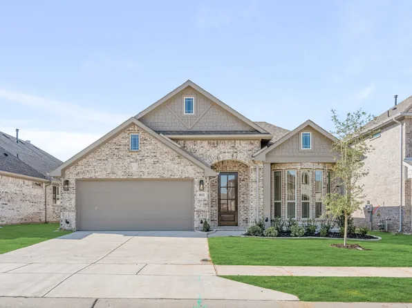 1032 Snowy Owl Dr, Alvarado, TX 76009