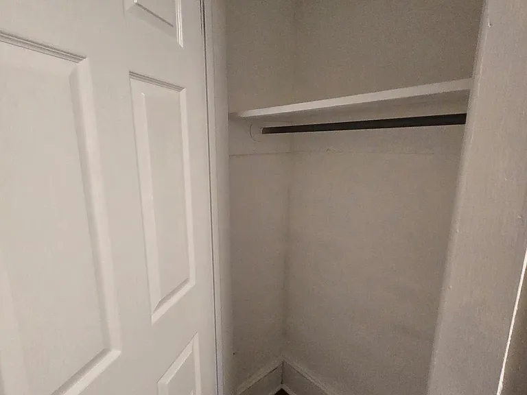 104 Emily St — Photo 17