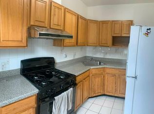 31-53 47th St #1F, Astoria, NY 11103