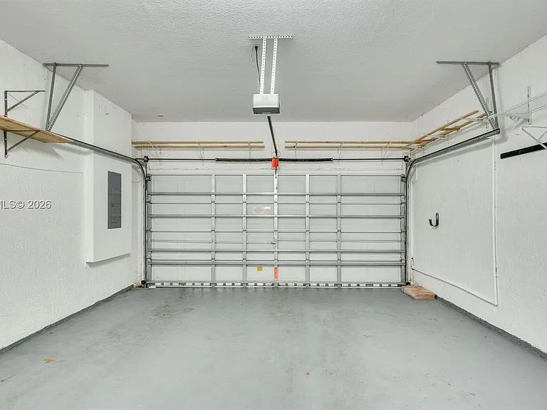 1916 SE 23rd Ave #1916 — Photo 7