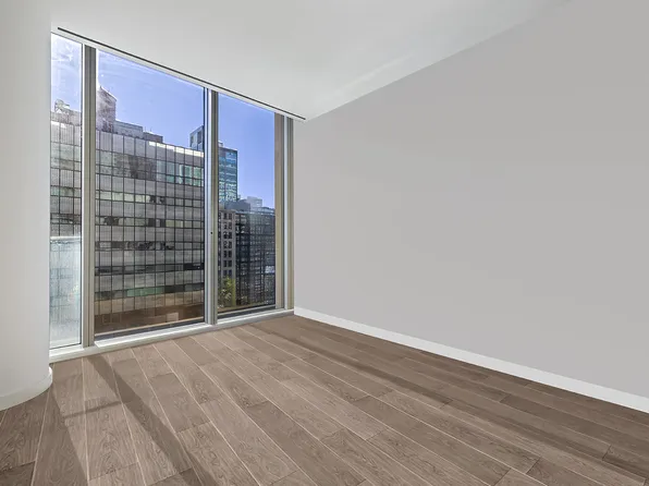 520 West 28th Street image 9 of 13