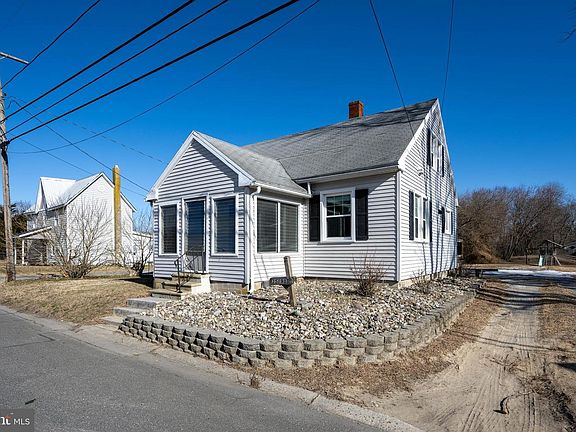3rd image of 35893 Zion Church Rd