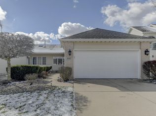 1647 Dogwood Dr, Crown Point, IN 46307