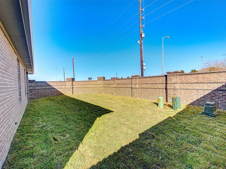 29258 Pikes Peak Dr — Photo 29