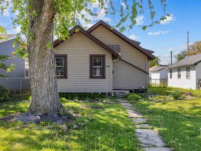 629 21st Ave SW, Cedar Rapids, IA, 52404