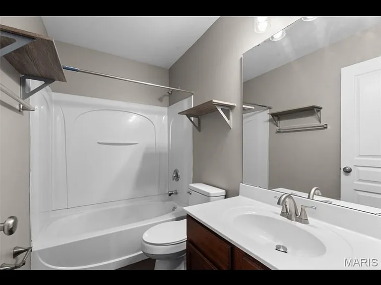 427 Parkgate Dr — Photo 9