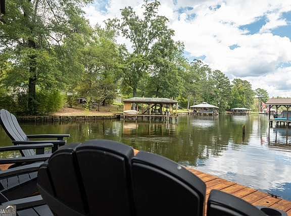 2nd image of 182 Twisting Hill Rd