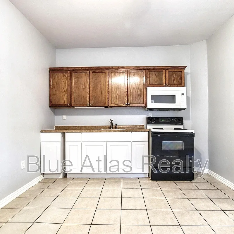 1 bed, 1.0 bath, 761 sqft, $1,095 — Photo 3
