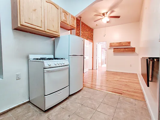 Rented by Union Square Property Management | media 2