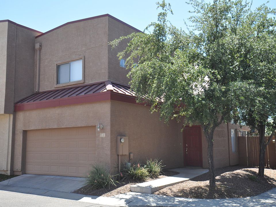 1st image of 1015 S Val Vista Dr Unit 1