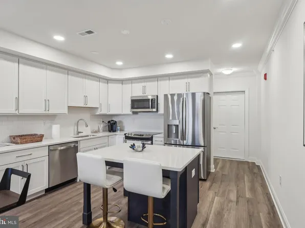 266 Harmony Ct #75C, Norristown, PA 19401