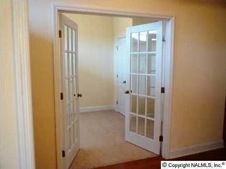 3rd image of 109 Autumn Haven Ln