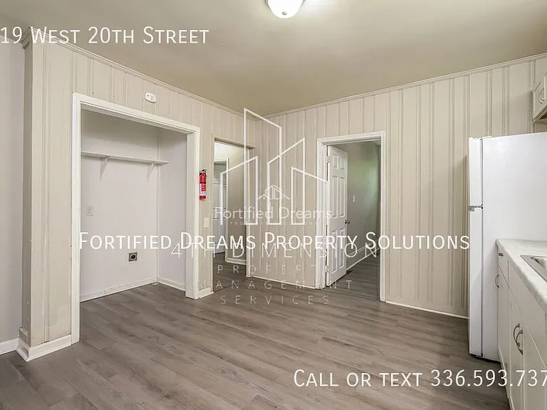 519 W 20th St — Photo 14